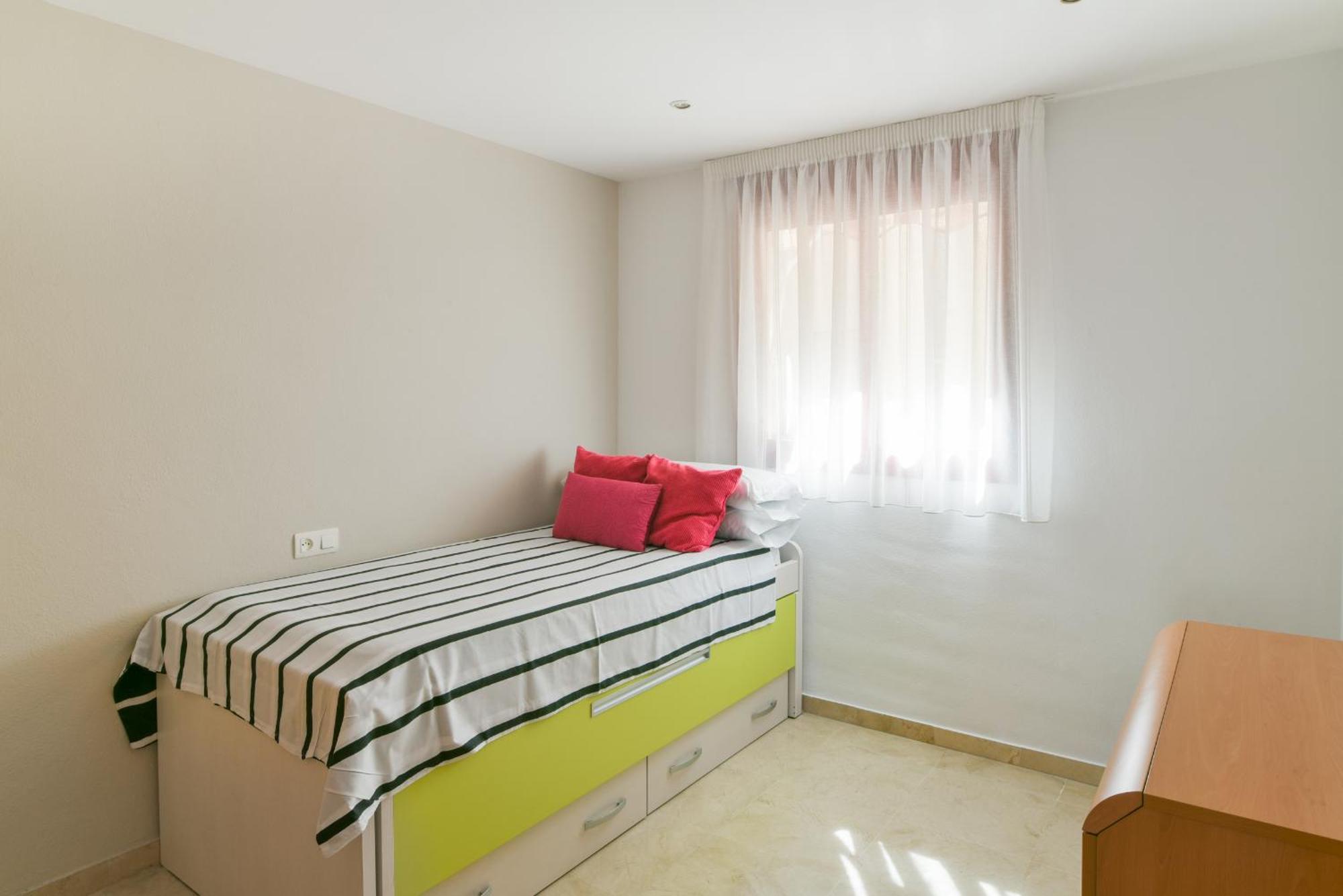 Estacion Ave Playa Apartment
